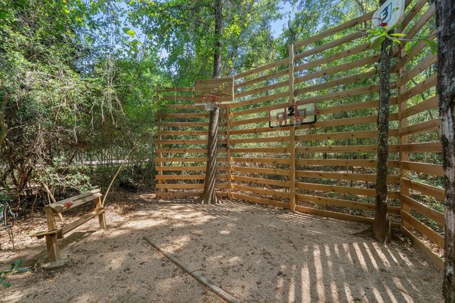 5026 Highland Pass, Montgomery, TX 77316