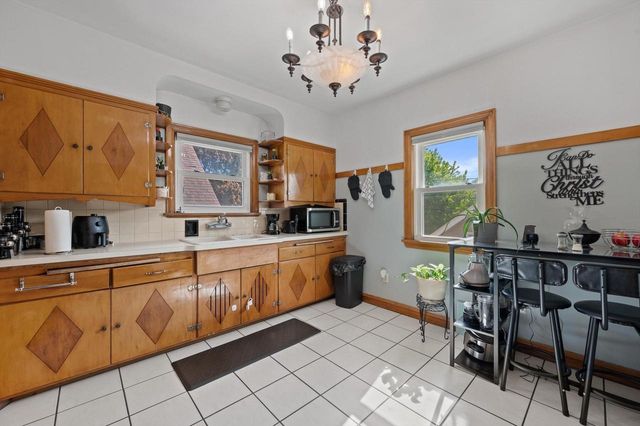 2613 N 62nd STREET, Wauwatosa, WI 53213