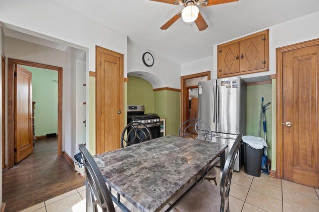 2613 N 62nd STREET, Wauwatosa, WI 53213