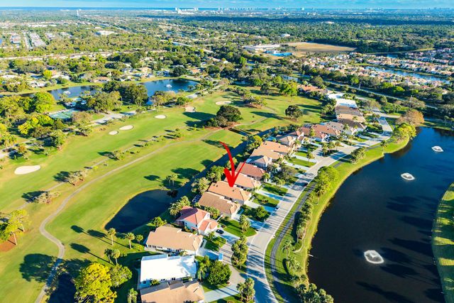 12902 Touchstone Place, Palm Beach Gardens, FL 33418