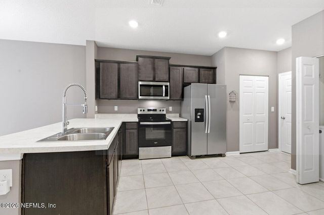 836 OBSERVATORY Parkway, Jacksonville, FL 32218