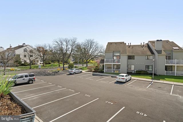 2204 SANDRA RD, Voorhees, NJ 08043