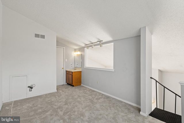 2204 SANDRA RD, Voorhees, NJ 08043