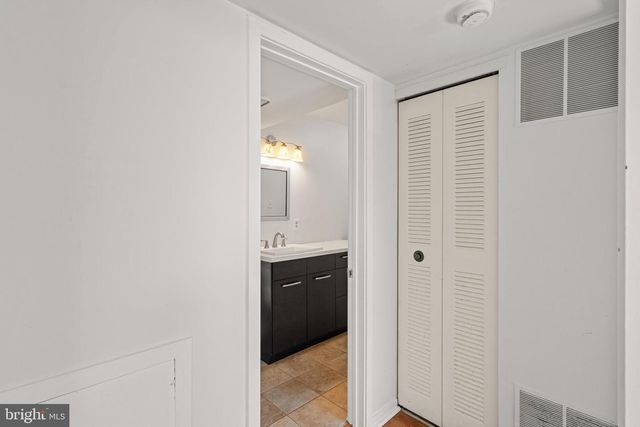 2204 SANDRA RD, Voorhees, NJ 08043