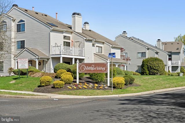 2204 SANDRA RD, Voorhees, NJ 08043