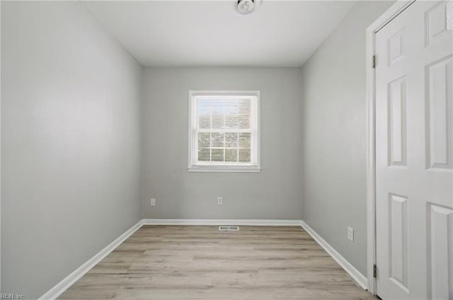 18 Janet DR, Hampton, VA 23666