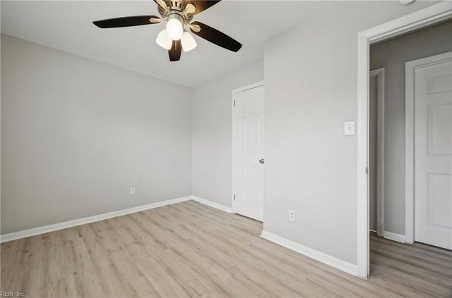 18 Janet DR, Hampton, VA 23666