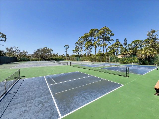 354 PINE RUN DRIVE, Osprey, FL 34229