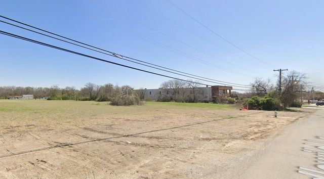 1426 IDLEWILD Lane, Lancaster, TX 75134