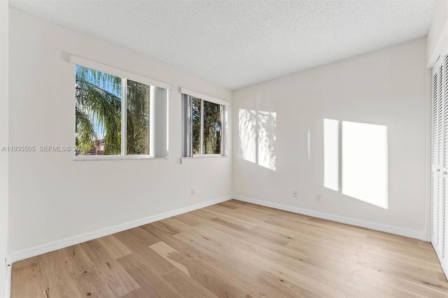 1784 SW 110th Ter, Davie, FL 33324