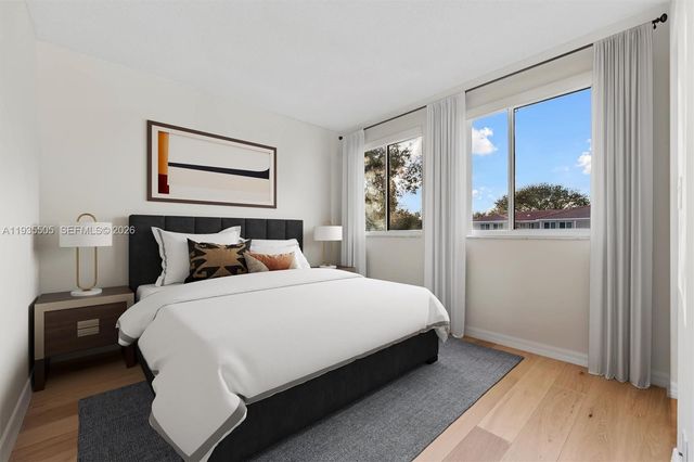 1784 SW 110th Ter, Davie, FL 33324