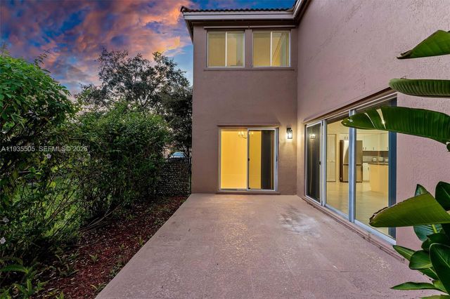 1784 SW 110th Ter, Davie, FL 33324