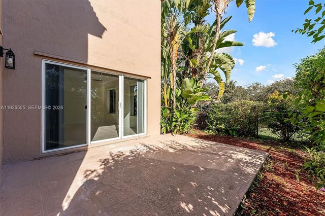 1784 SW 110th Ter, Davie, FL 33324