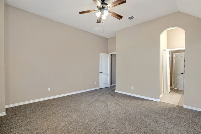5024 Running Brook Drive, Joshua, TX 76058
