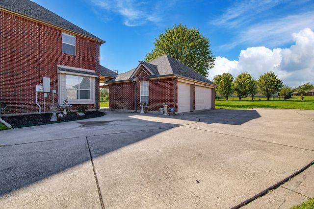 5024 Running Brook Drive, Joshua, TX 76058
