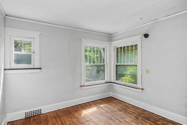 919 Ridgewood Avenue, Ames, IA 50010