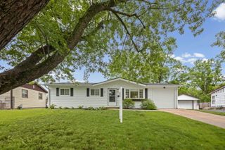 309 Willow Road, Wauconda, IL 60084