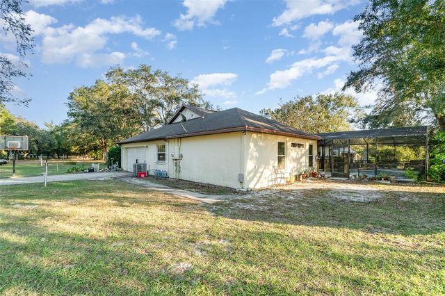 22631 ROBBINS ROAD, Astatula, FL 34705
