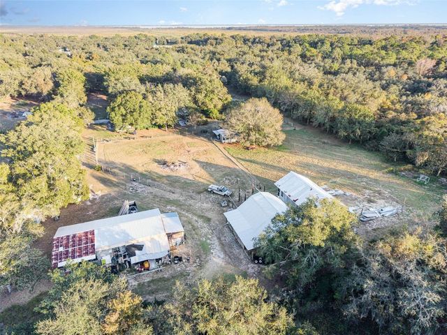 22631 ROBBINS ROAD, Astatula, FL 34705