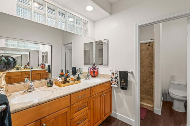28315 Meadow Glen Way W, Escondido, CA 92026