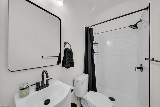 311 W 32nd ST, Norfolk, VA 23508