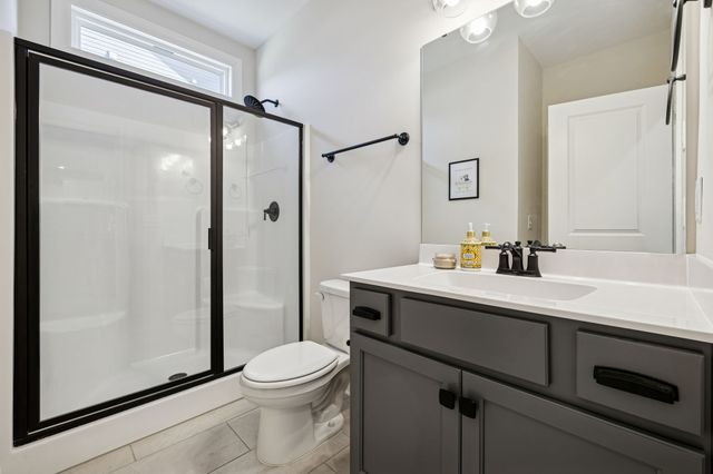 335 Van Conder Pl, Hendersonville, TN 37075