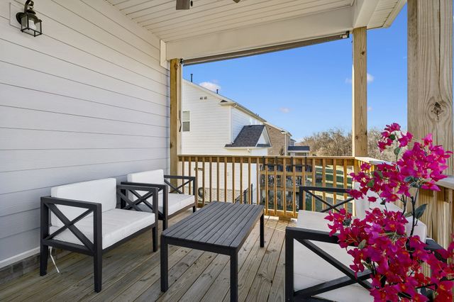 335 Van Conder Pl, Hendersonville, TN 37075