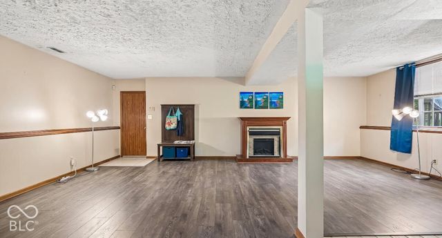 1565 Chase Boulevard, Greenwood, IN 46142