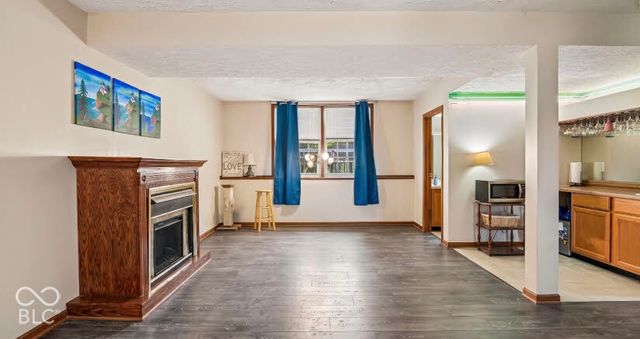 1565 Chase Boulevard, Greenwood, IN 46142