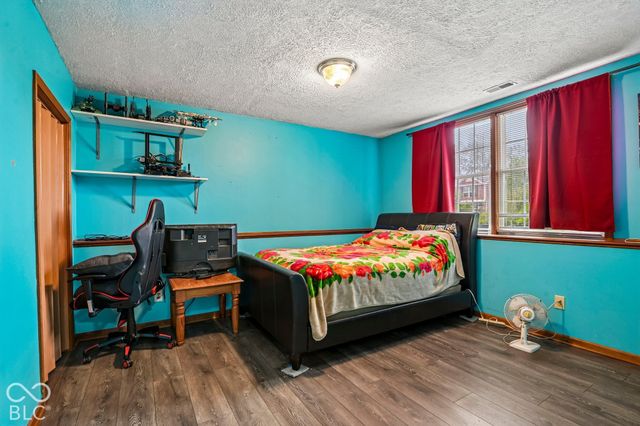 1565 Chase Boulevard, Greenwood, IN 46142