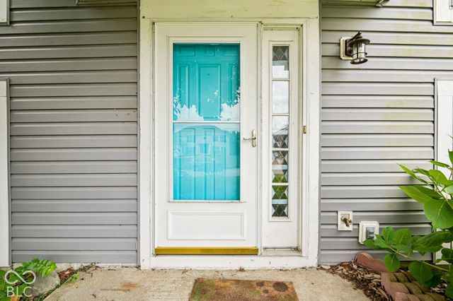 1565 Chase Boulevard, Greenwood, IN 46142