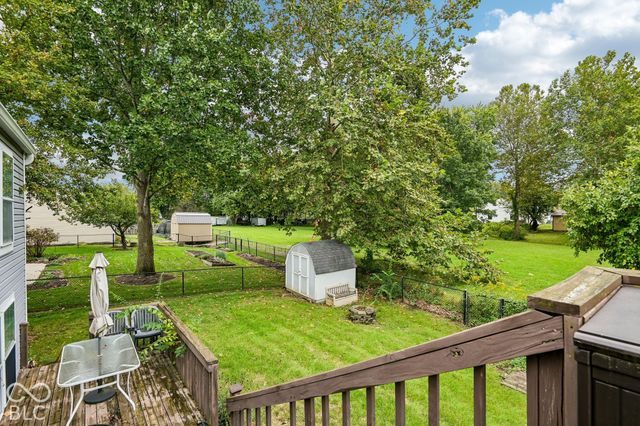 1565 Chase Boulevard, Greenwood, IN 46142