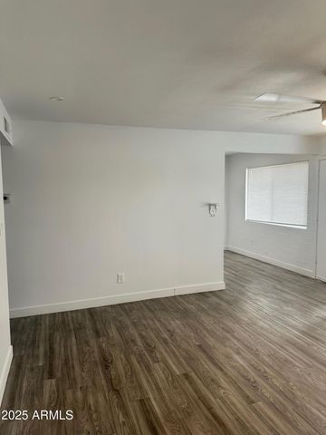 3219 E Earll Drive Apt 2, Phoenix, AZ 85018