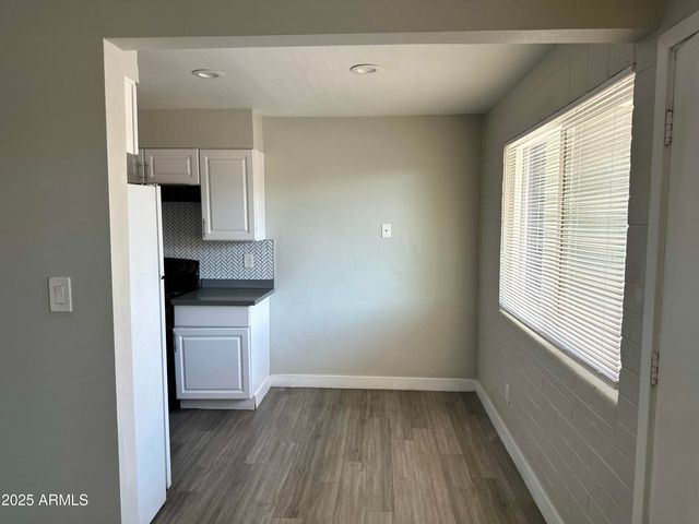 3219 E Earll Drive Apt 2, Phoenix, AZ 85018
