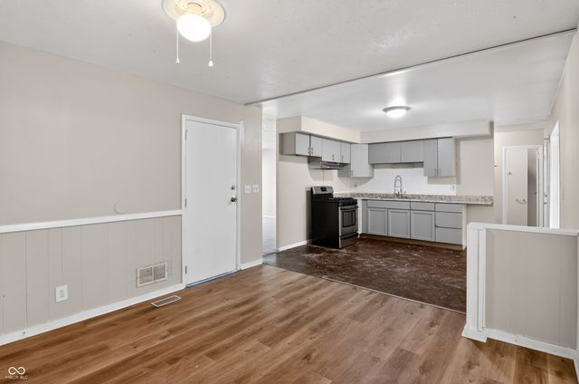 4043 Alsace Place, Indianapolis, IN 46226
