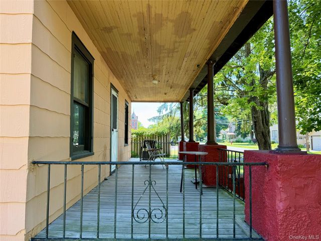 16 Cottage Street, Wallkill, NY 12589