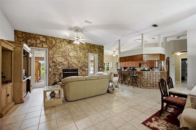 11751 SE 16TH LANE, Morriston, FL 32668