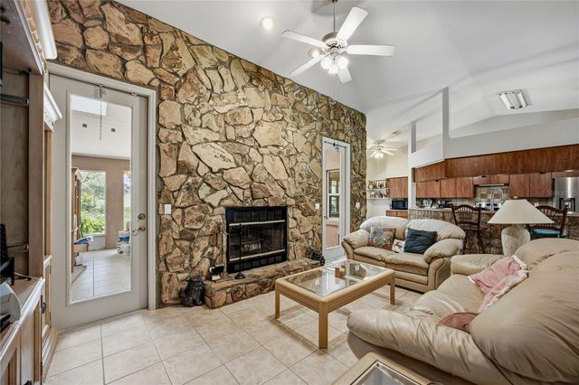 11751 SE 16TH LANE, Morriston, FL 32668