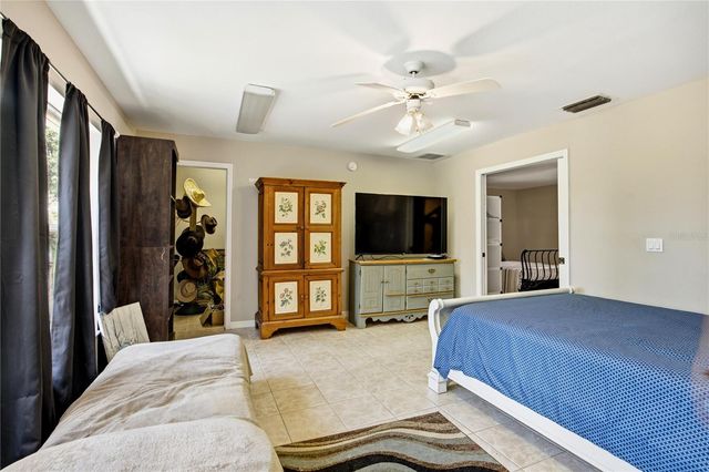 11751 SE 16TH LANE, Morriston, FL 32668