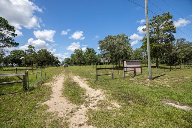 11751 SE 16TH LANE, Morriston, FL 32668