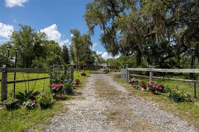 11751 SE 16TH LANE, Morriston, FL 32668