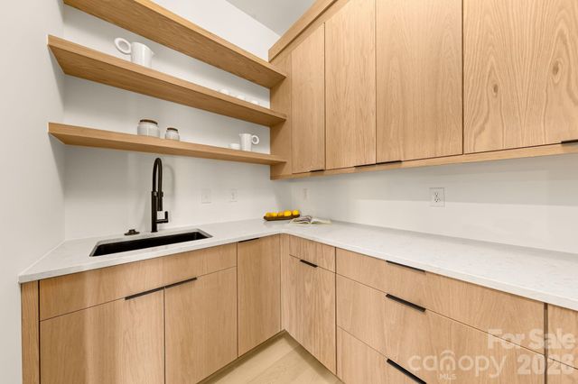 4825 Elder Avenue, Charlotte, NC 28205