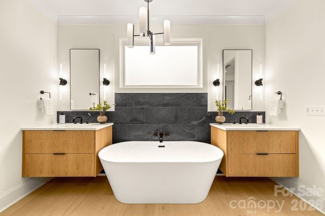 4825 Elder Avenue, Charlotte, NC 28205