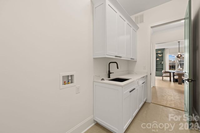 4825 Elder Avenue, Charlotte, NC 28205