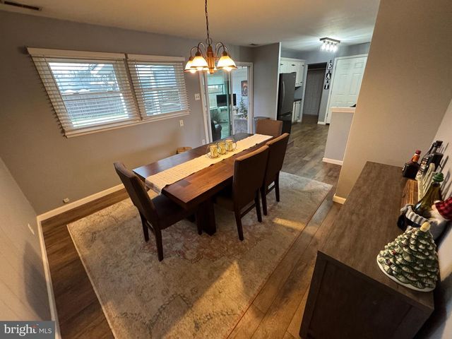 802 DUNBURY RD, Fairless Hills, PA 19030