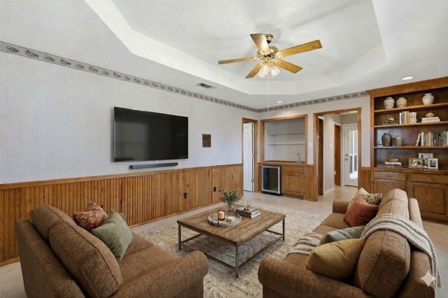 1801 Glenbrook Court, Bedford, TX 76021