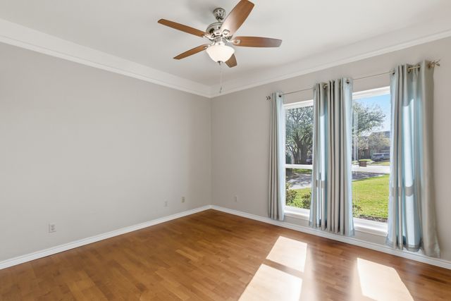 1801 Glenbrook Court, Bedford, TX 76021