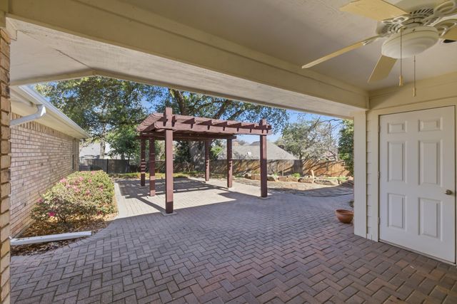 1801 Glenbrook Court, Bedford, TX 76021