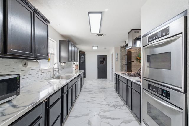 1001 NW 11th Street, Mineral Wells, TX 76067