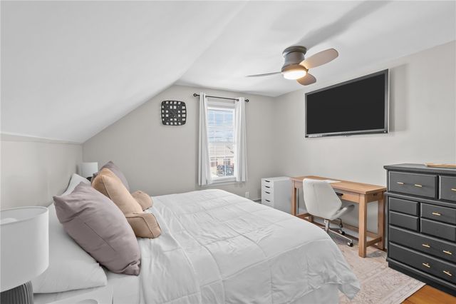 10 Brightridge Avenue, East Providence, RI 02914